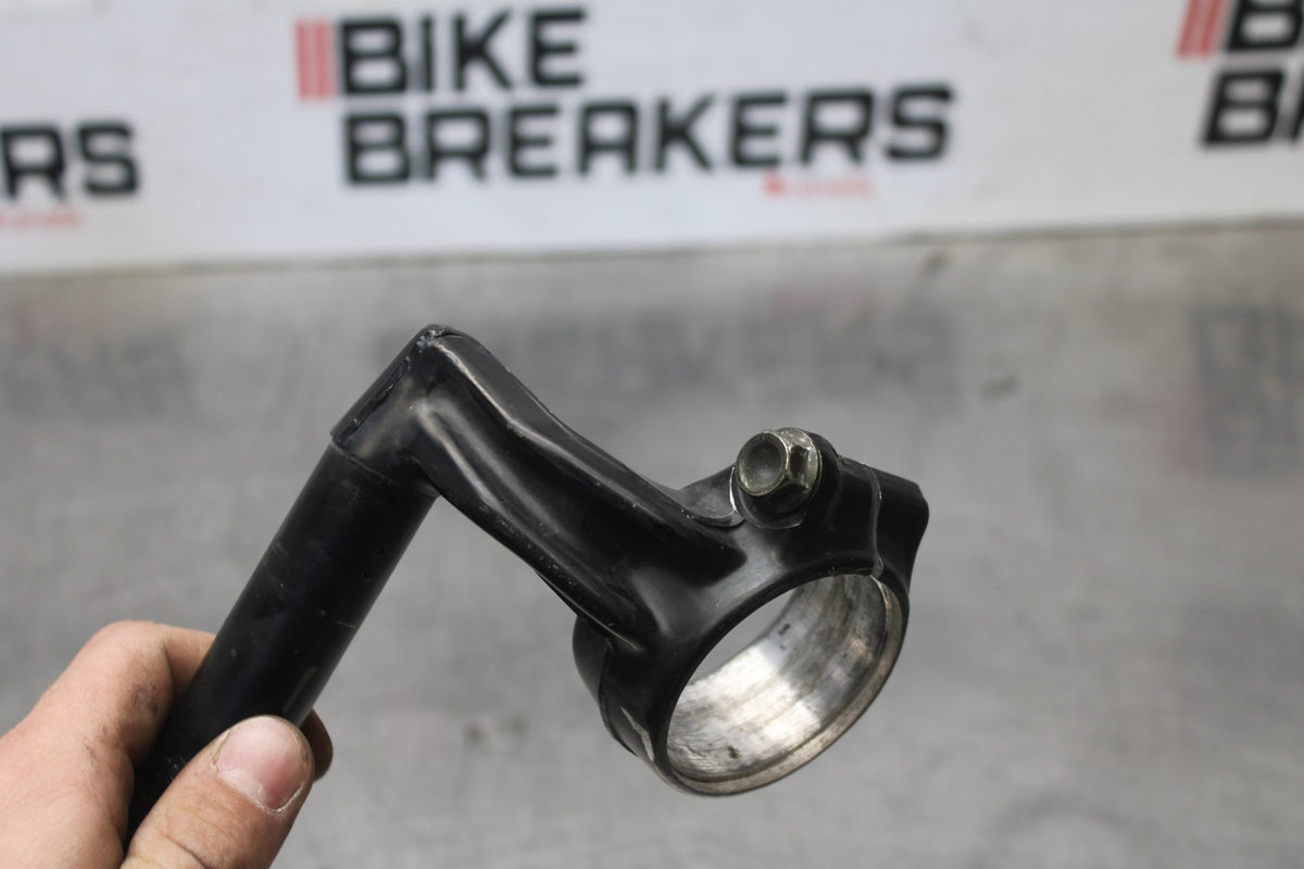 00-01 HONDA CBR929RR RIGHT CLIP ON HANDLEBAR BB925
