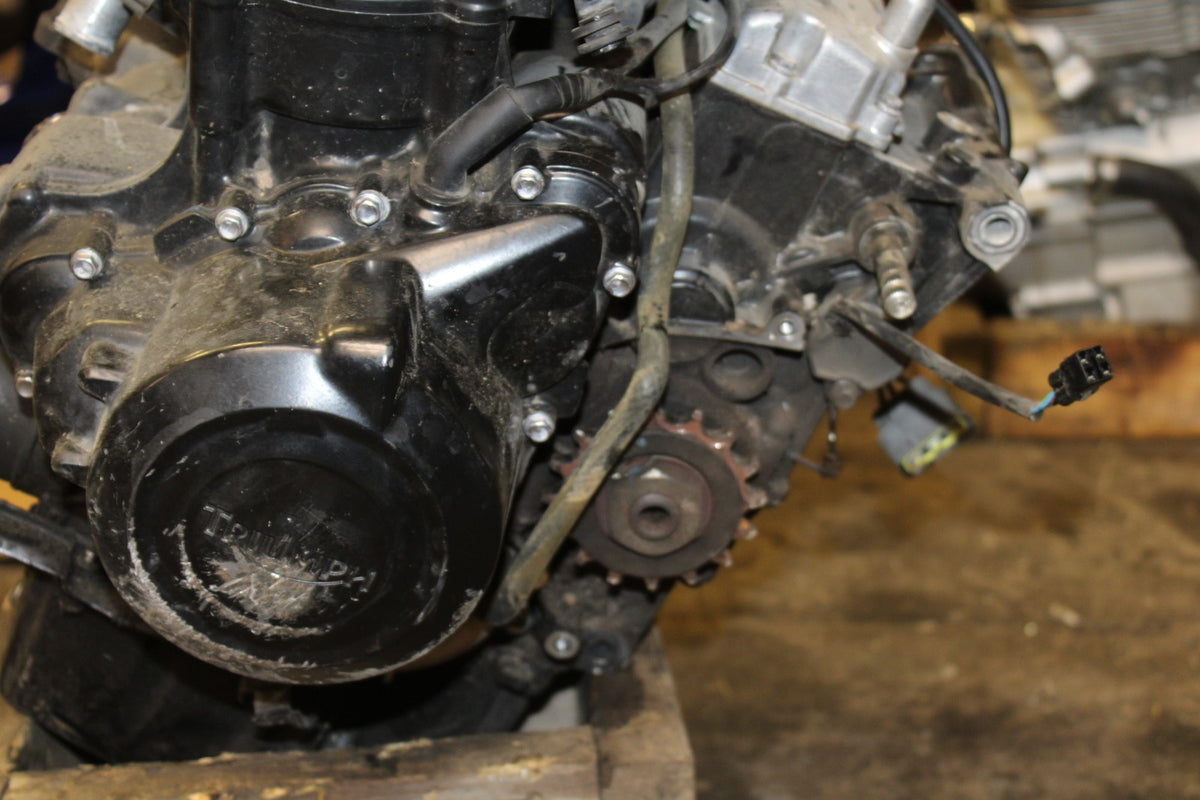 14 TRIUMPH STREET TRIPLE ABS ENGINE MOTOR BB808