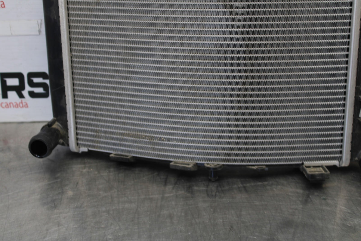 20-23 BMW F900R ENGINE RADIATOR MOTOR COOLER COOLING RADIATER BB923