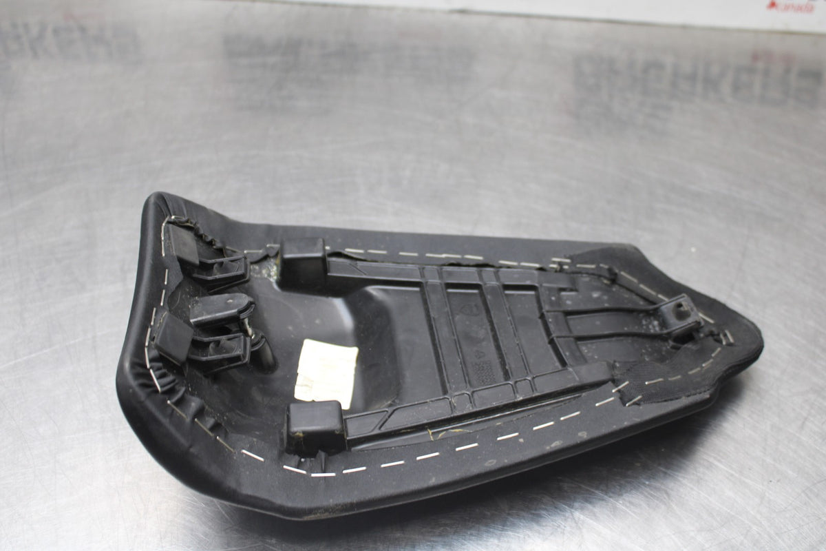 16 DUCATI 959 PANIGALE REAR BACK PASSENGER TANDEM SEAT PAD SADDLE PILLION BB912