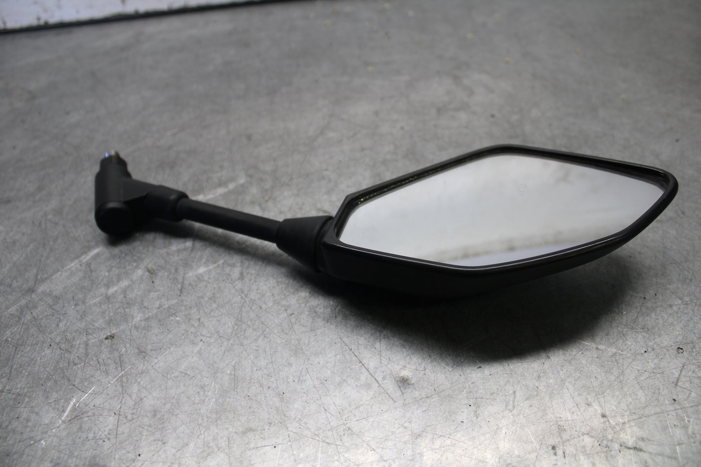 18-24 YAMAHA MT-07 LEFT SIDE REAR VIEW MIRROR BB662
