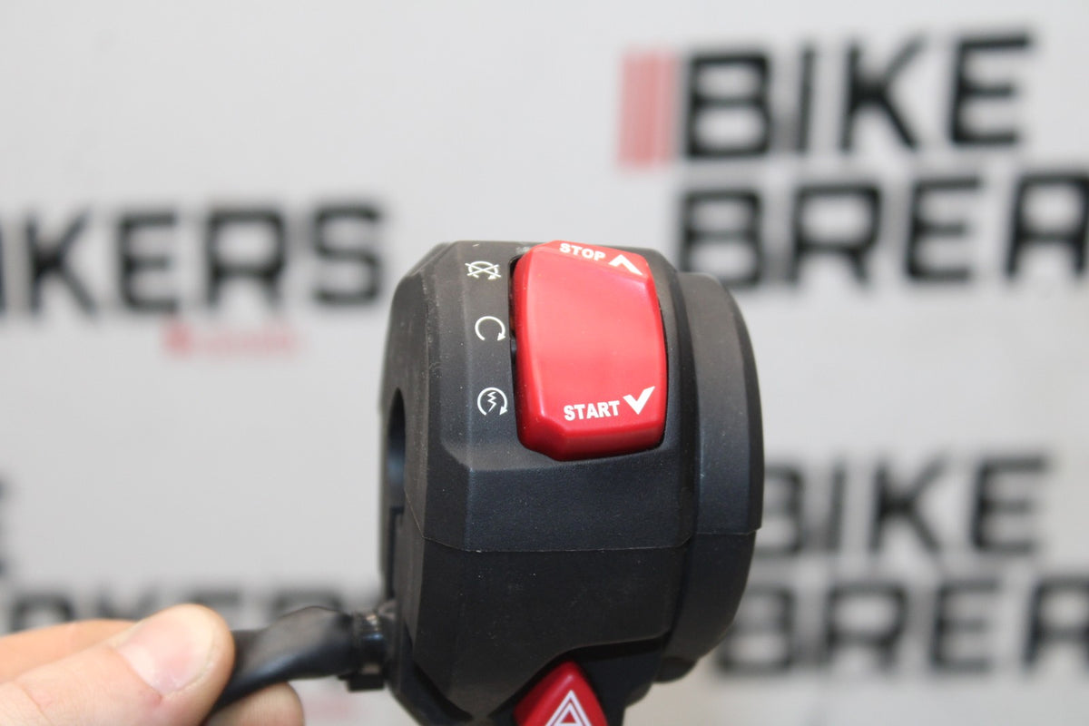 18 SUZUKI GSXR1000 RIGHT CLIP ON HANDLE KILL OFF START SWITCH SWITCHES BB642
