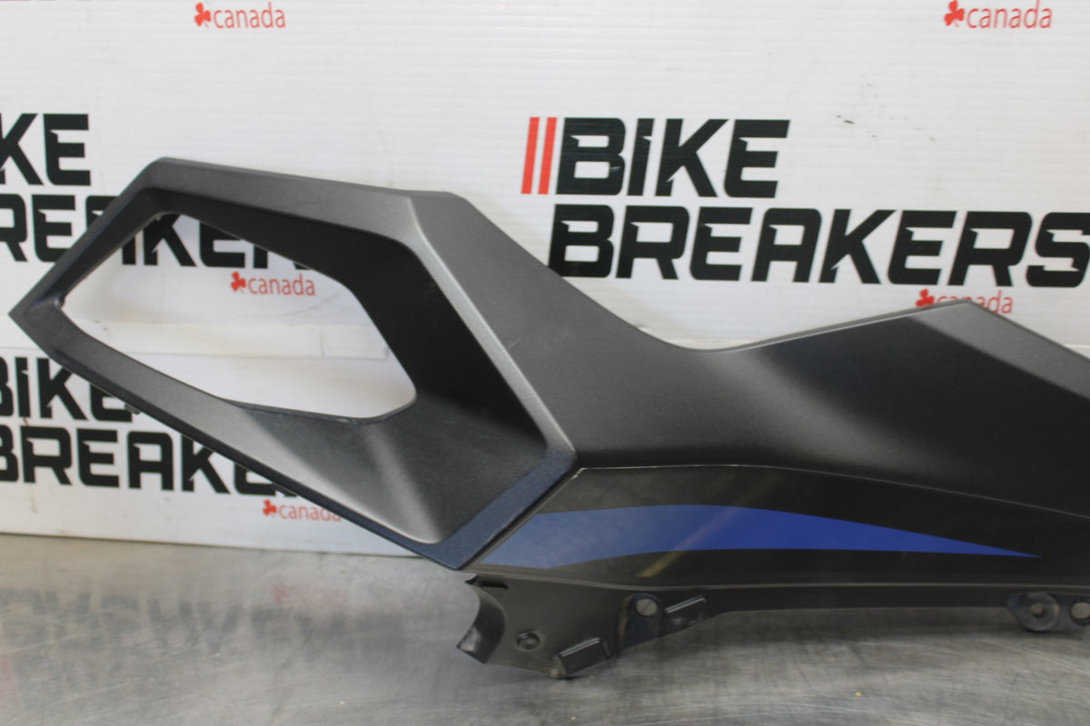 24-25 KAWASAKI NINJA 500 ABS LEFT MID UPPER SIDE FAIRING COWL PLASTIC BB899