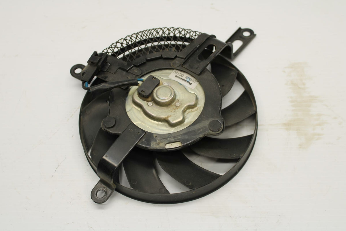 11-19 SUZUKI GSXR600 ENGINE RADIATOR COOLING FAN BB 241