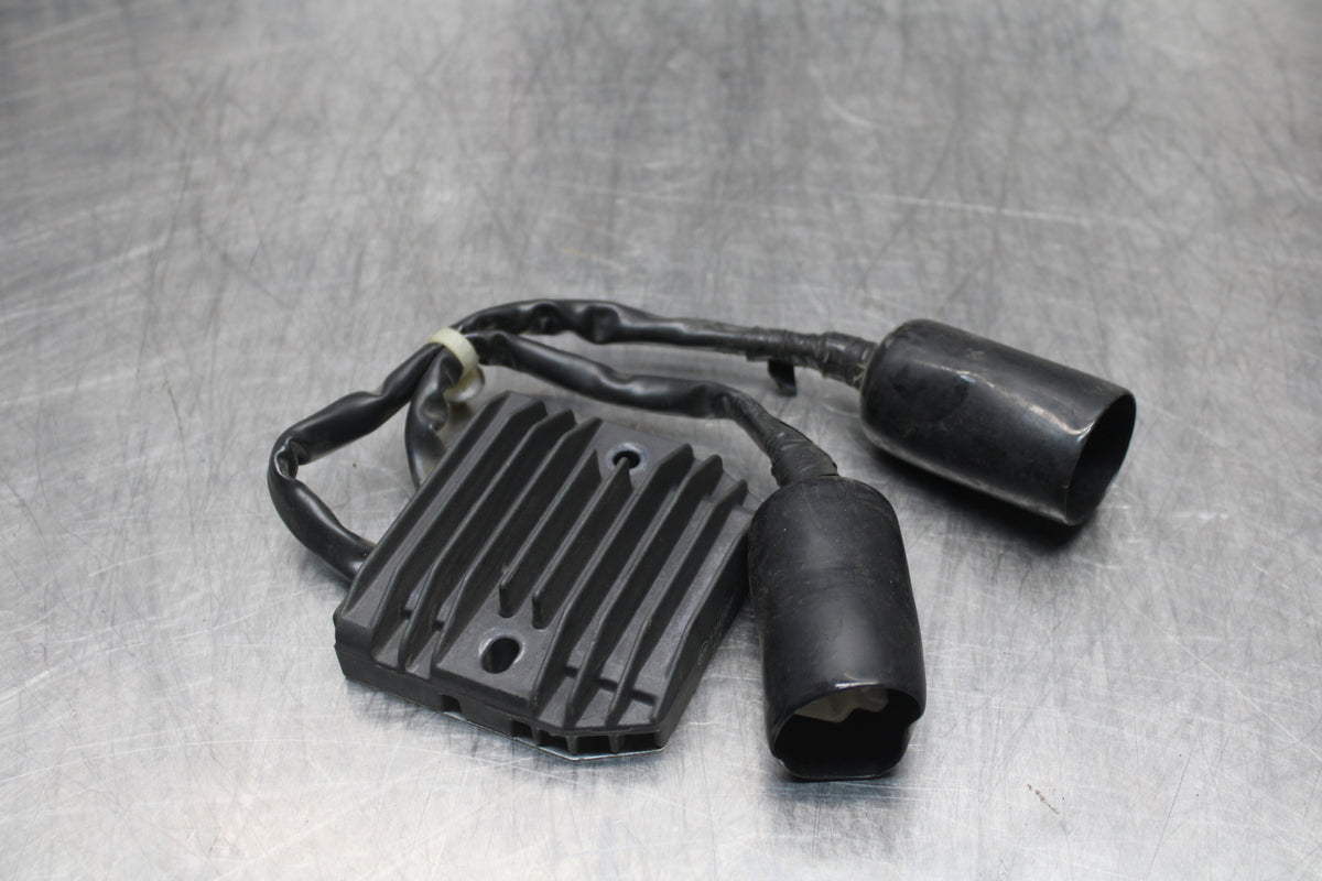 06-07 HONDA CBR1000RR RECTIFIER VOLTAGE REGULATOR BB166