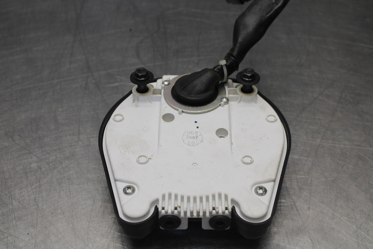 08 KAWASAKI VULCAN 1600 VN1600D NOMAD GAUGES METER SPEEDO TACH BB904