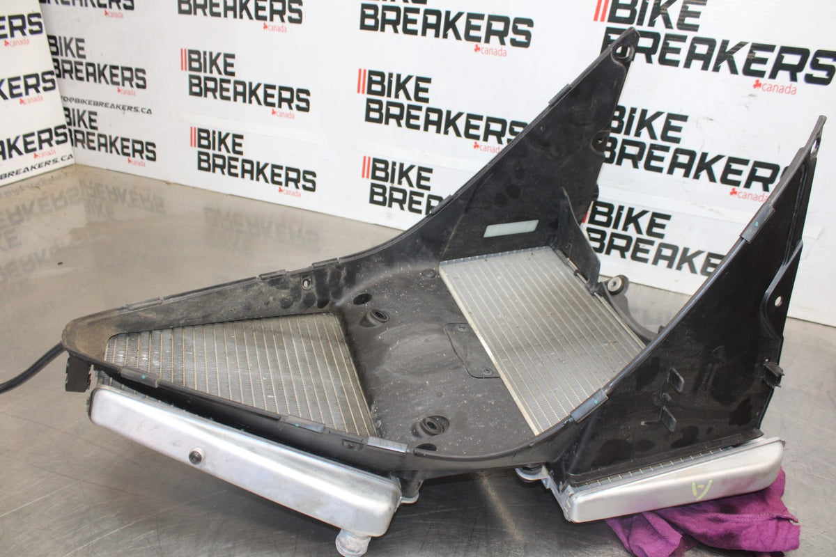 16 DUCATI 959 PANIGALE ENGINE RADIATOR MOTOR COOLER COOLING RADIATER SET  BB912