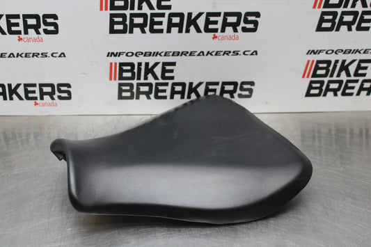 13-24 HONDA CBR600RR FRONT DRIVERS SEAT PAD SADDLE PILLION BB772
