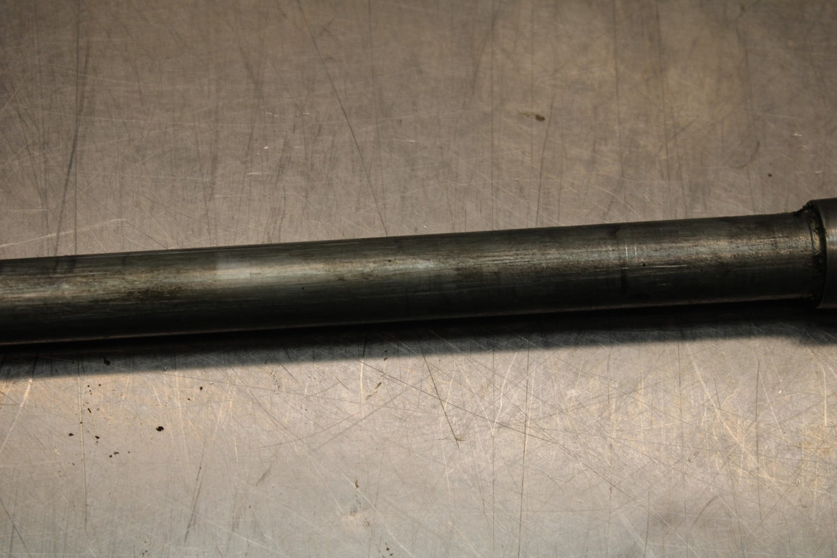 2006 Suzuki Boulevard C90 FRONT WHEEL RIM AXLE PIVOT BOLT BB849