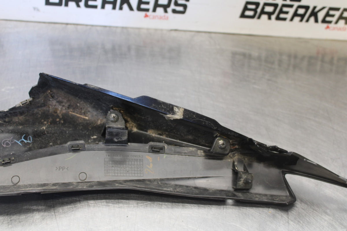 15-17 YAMAHA YZF R3 RIGHT REAR BACK TAIL FAIRING COWL SHROUD BB003