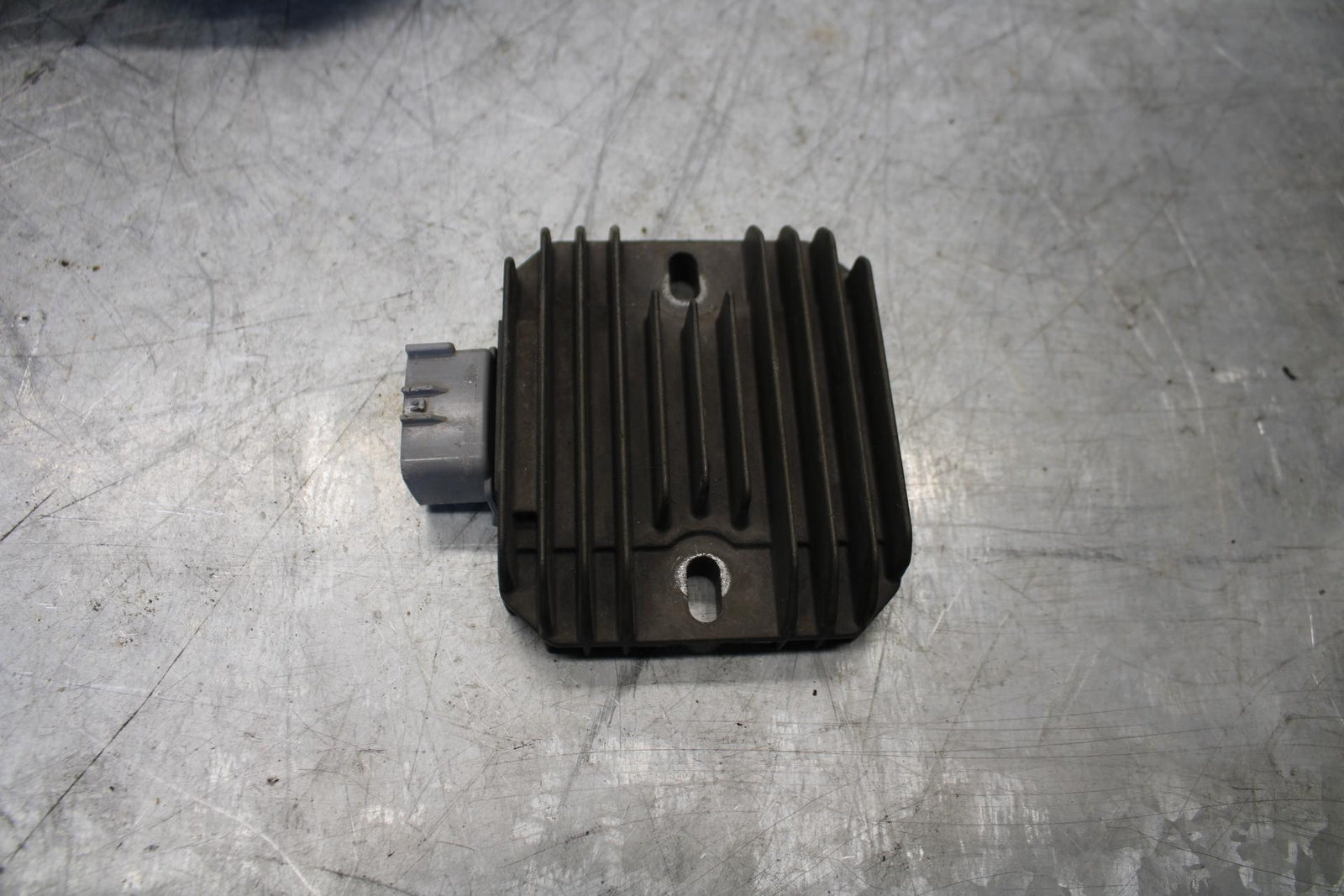 13-17 KAWASAKI NINJA 300 RECTIFIER VOLTAGE REGULATOR BB429