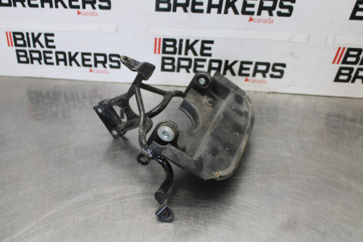 06 KAWASAKI KLR650 UPPER FAIRING MIRROR GAUGES STAY BRACKET BB919