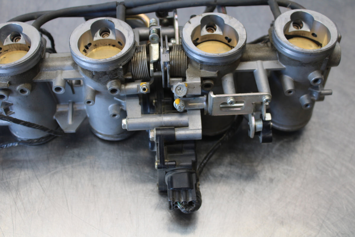 03-06 KAWASAKI Z1000 MAIN FUEL INJECTORS / THROTTLE BODIES BB164