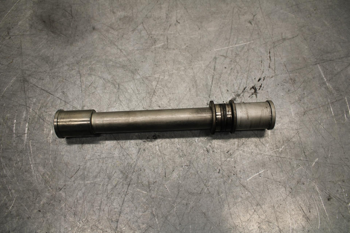 2009 Kawasaki Ninja ZX6R ZX600R FRONT WHEEL RIM AXLE PIVOT BOLT 41068-0034 BB548