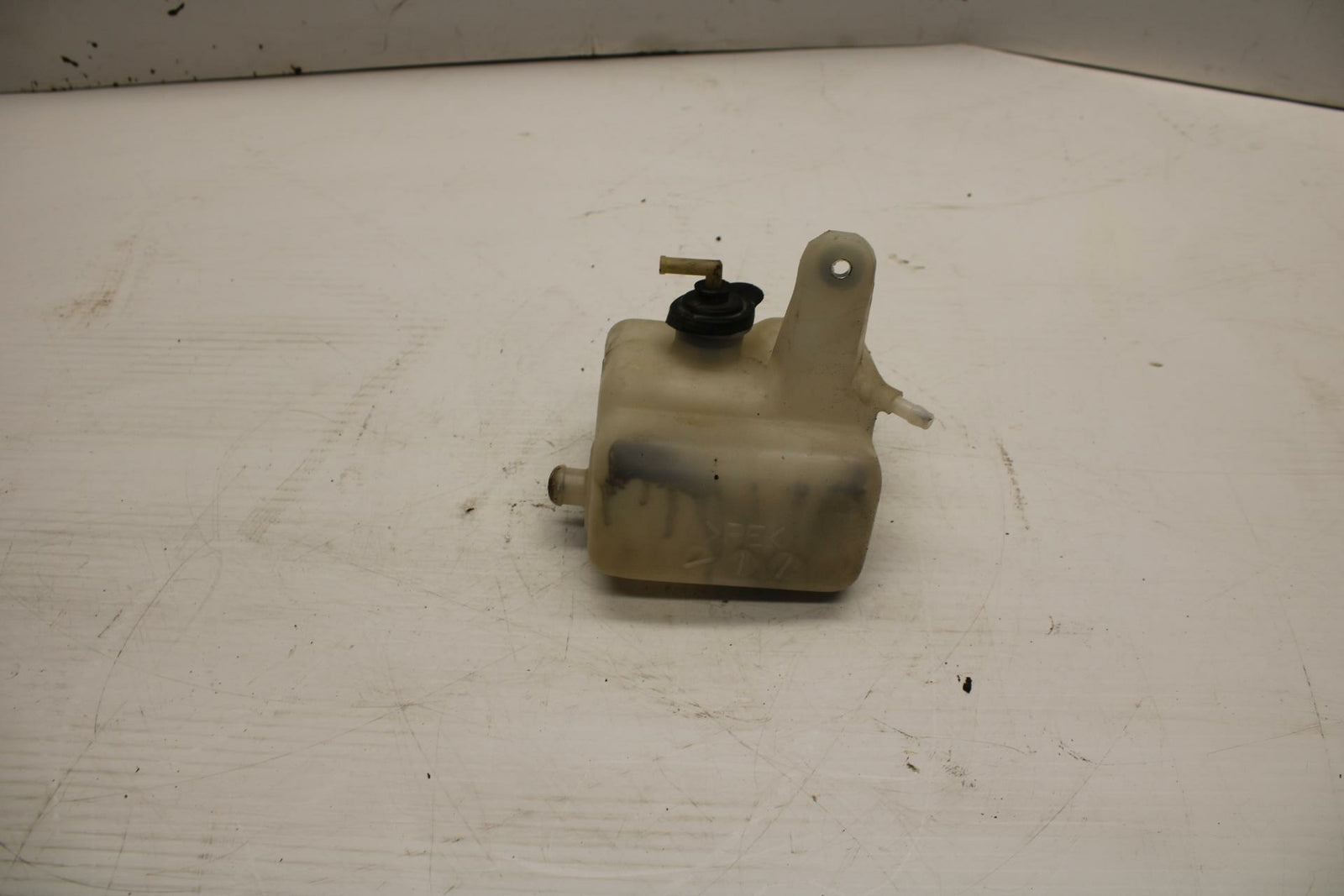06 YAMAHA YZF R1 COOLANT WATER TANK RESERVOIR BOTTLE 5VY-21871-00-00 BB282