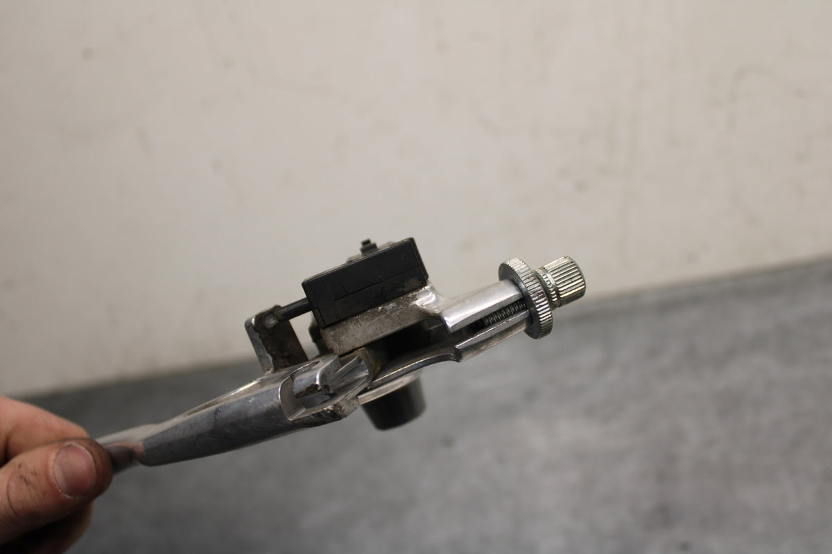 04 SUZUKI INTRUDER 800 CLUTCH PERCH MOUNT WITH LEVER  BB758