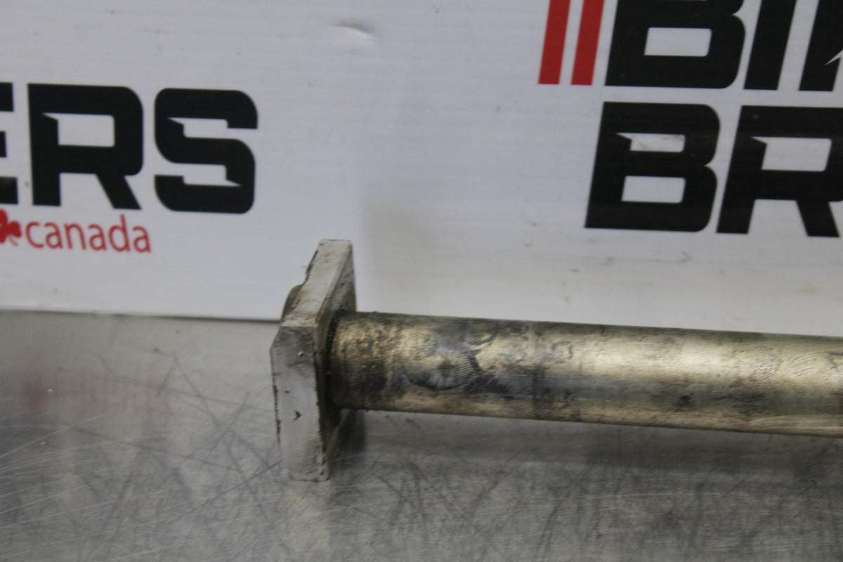 07-08 KAWASAKI NINJA ZX6R REAR AXLE BACK WHEEL RIM PIVOT BOLT AXEL  BB203