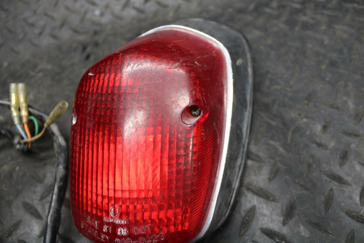 03-05 HONDA SHADOW CLASSIC 750 TAILLIGHT REAR TAIL BRAKE LIGHT BB229