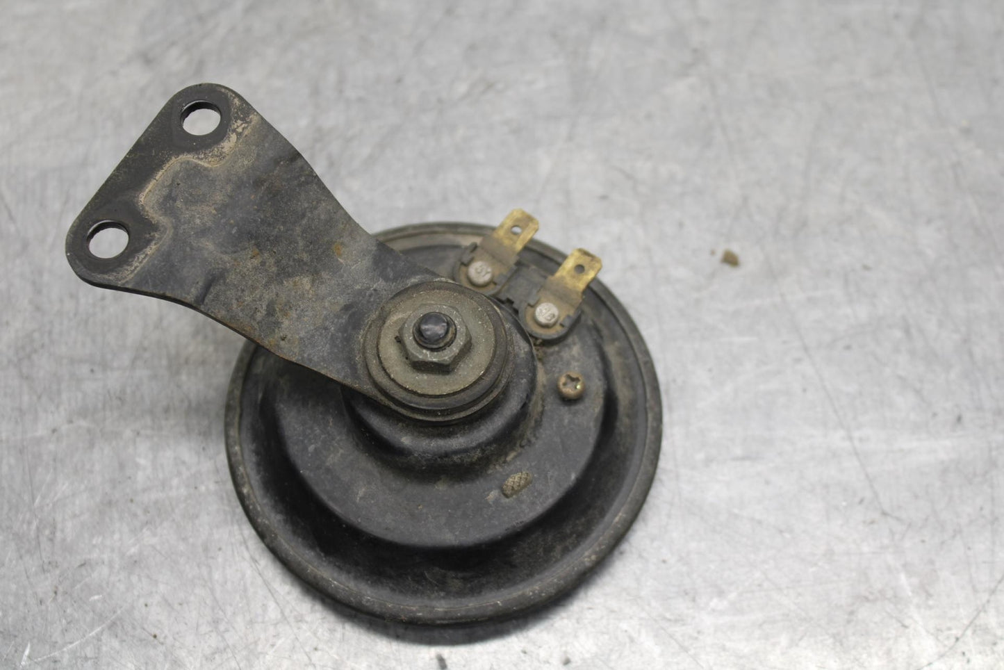 93-07 YAMAHA VMAX 1200 HORN SIGNAL BB634