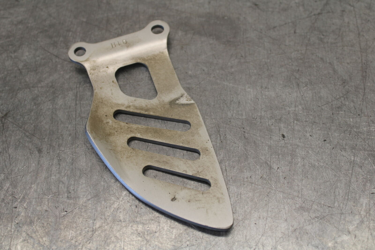 06-07 SUZUKI GSXR 600 LEFT REARSET REAR SET HEEL GUARD COVER  BB694