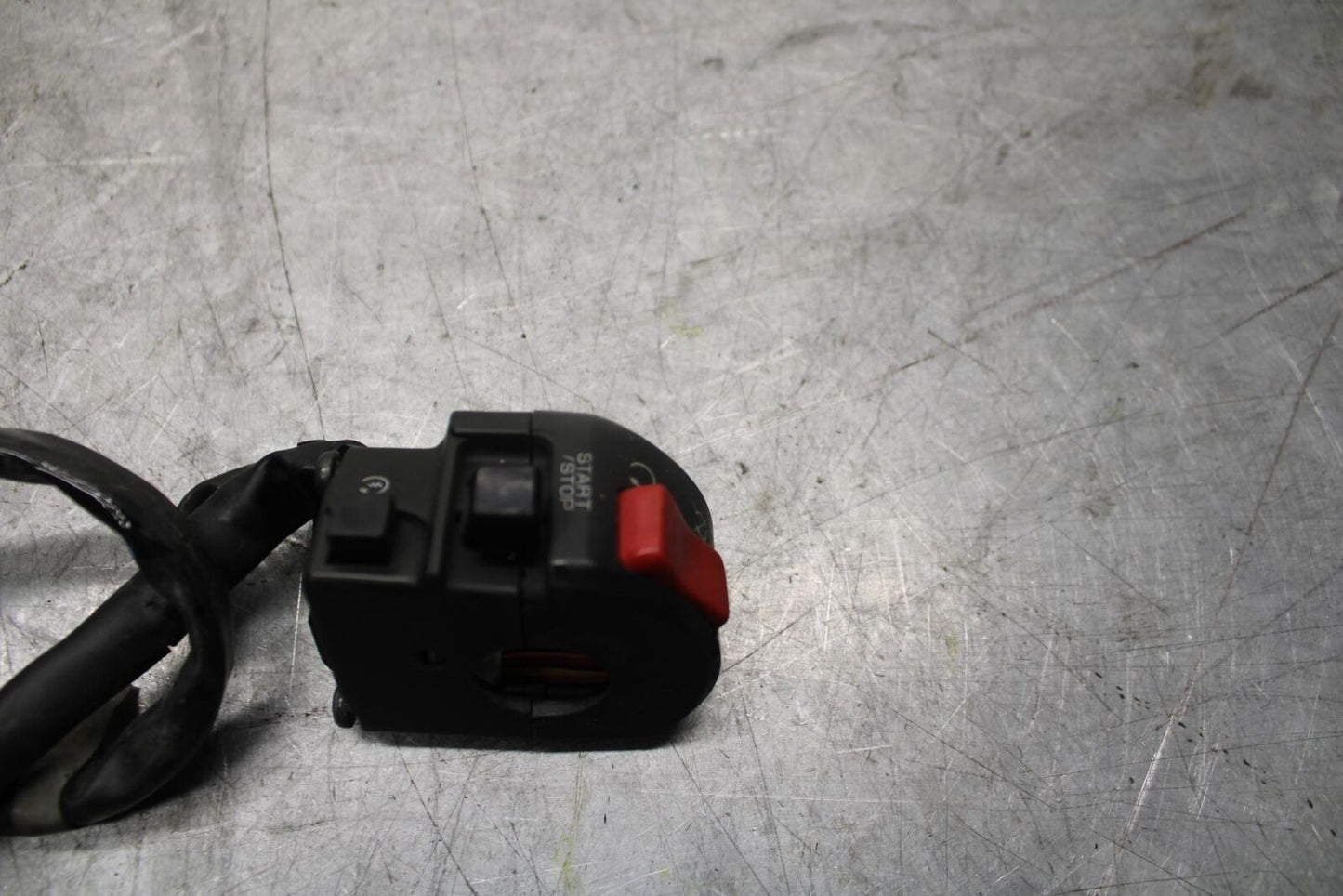 2007 Kawasaki Ninja ZX6R ZX600P RIGHT CLIP ON HANDLE KILL OFF START SWITCH BB47