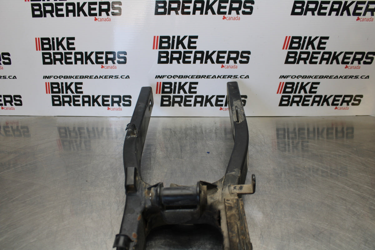 04-09 SUZUKI GS500F REAR SWINGARM BACK SUSPENSION SWING ARM BB165