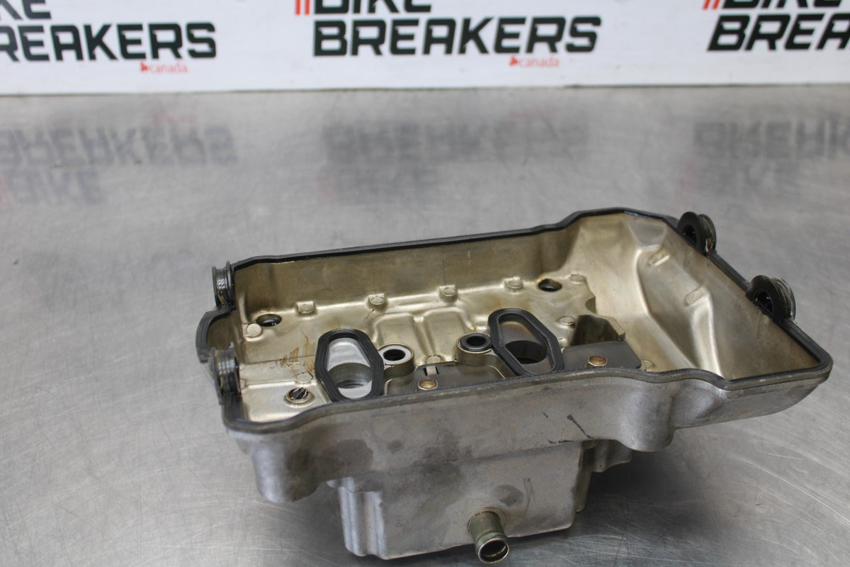 06-07 HONDA INTERCEPTOR 800 VFR800 REAR ENGINE CYLINDER HEAD COVER BB917