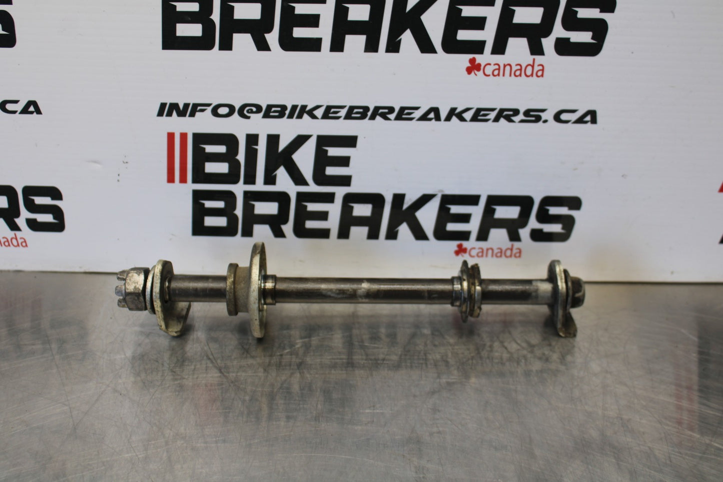 08-18 KAWASAKI KLR650 REAR AXLE BACK WHEEL RIM PIVOT BOLT AXEL BB183