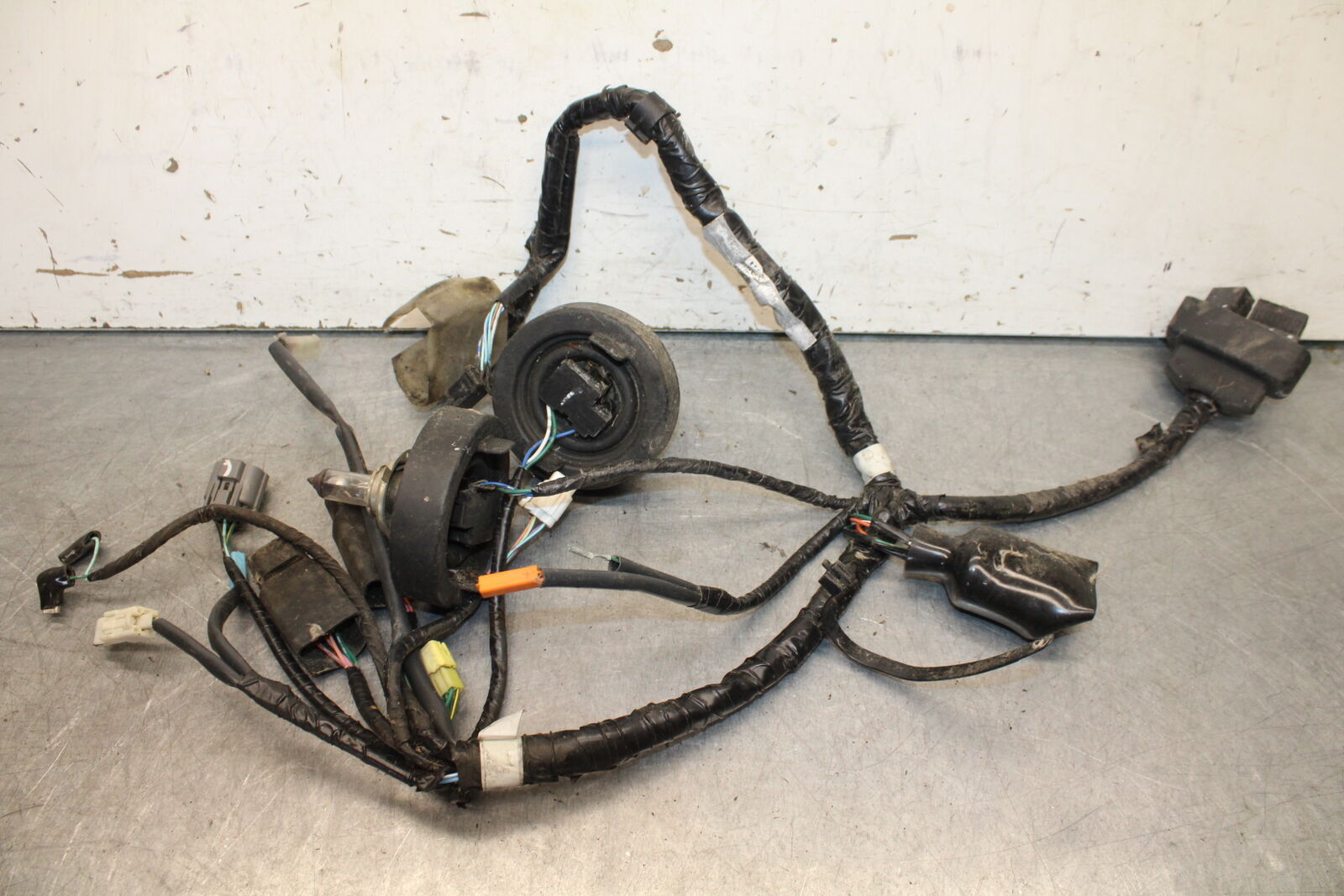 04-12 HONDA ST1300A HEADLIGHT WIRE WIRING HARNESS LOOM (ITEM B)BB669