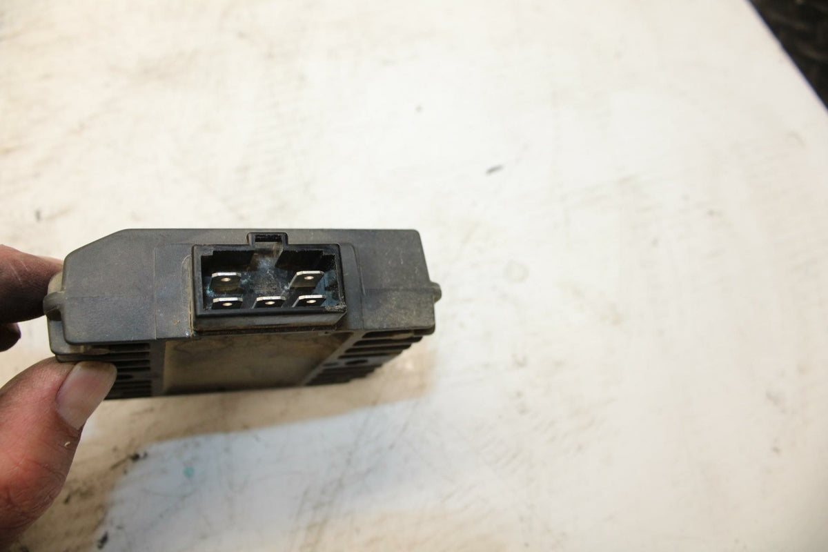 09 YAMAHA FZ6 RECTIFIER VOLTAGE REGULATOR BB295