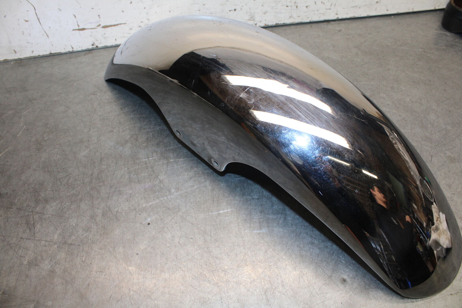 85-86 SUZUKI MADURA 1200 FRONT WHEEL FENDER  BB691