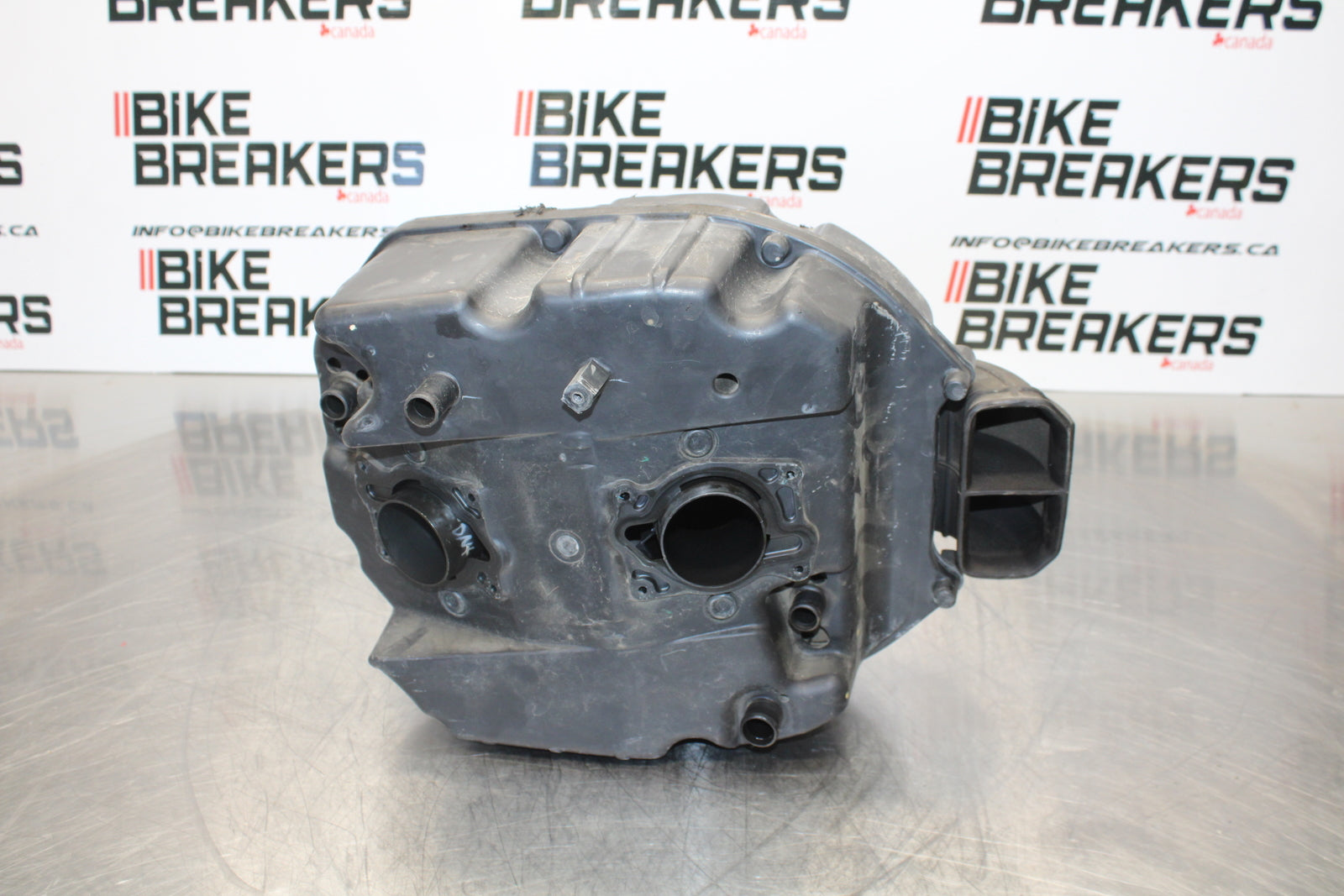 98-05 HONDA SUPER HAWK 1000 VTR1000F AIRBOX AIR INTAKE FILTER BOX BB152