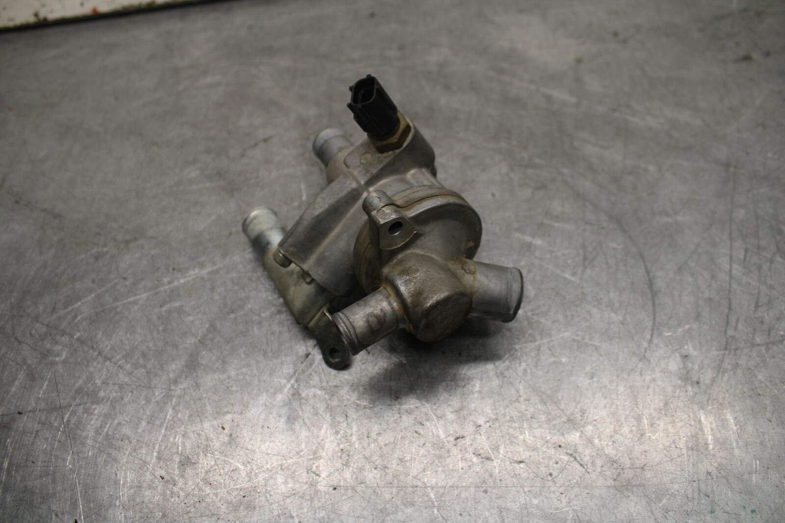 14-15 YAMAHA V STAR 1300 XVS1300CT TOURER THERMOSTAT W HOUSING ASSEMBLY BB722