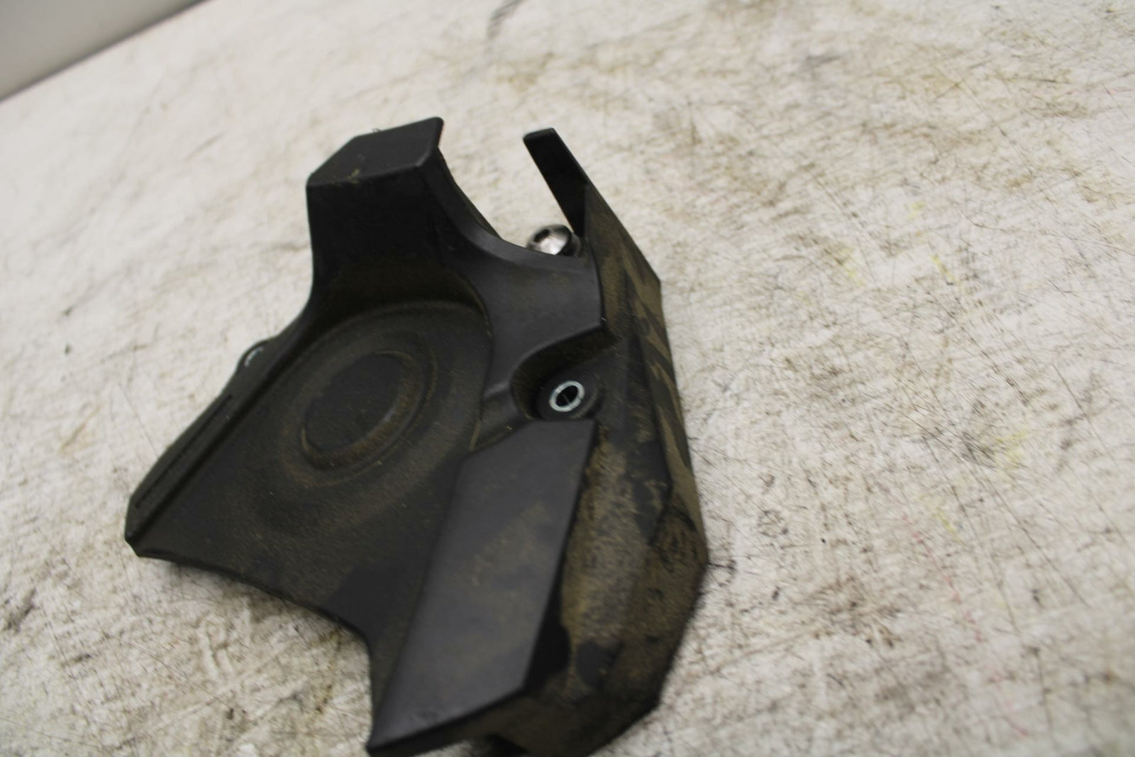 16-21 YAMAHA XSR900 ENGINE SPROCKET COVER BB370