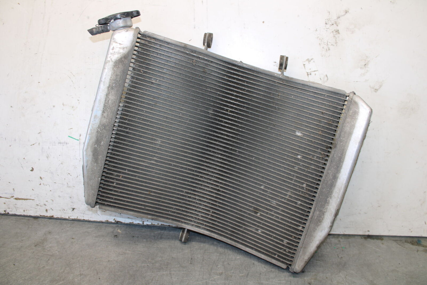 19-23 KAWASAKI NINJA ZX6R ENGINE RADIATOR MOTOR COOLER COOLING RADIATER BB701