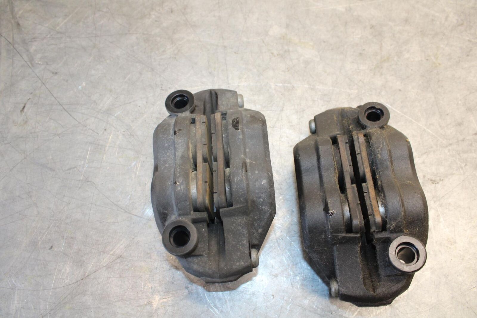 2009 Honda CBR600RR RIGHT LEFT FRONT BRAKE CALIPER SET PAIR CALIPERS BB536