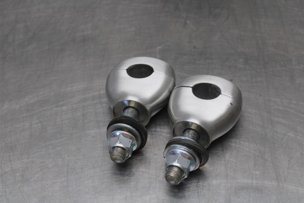 05-09 SUZUKI BOULEVARD C90 HANDLEBAR RISERS BB918