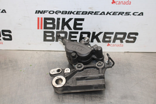 24 KAWASAKI NINJA 500 ABS REAR BACK BRAKE CALIPER W MOUNT BRACKET BB818