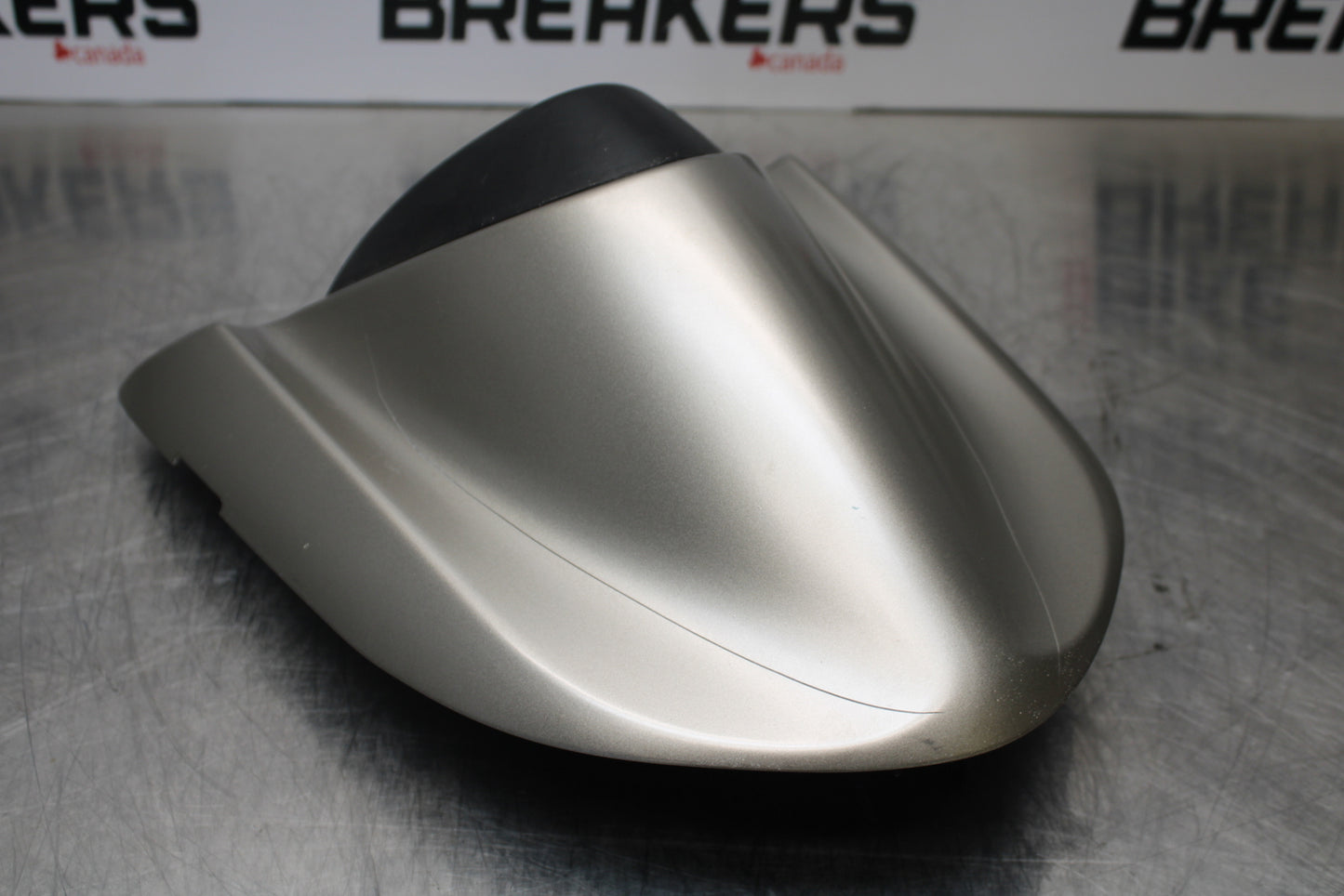 04-05 KAWASAKI NINJA ZX10R OEM REAR BACK SEAT SOLO COWL FAIRING COVER BB163