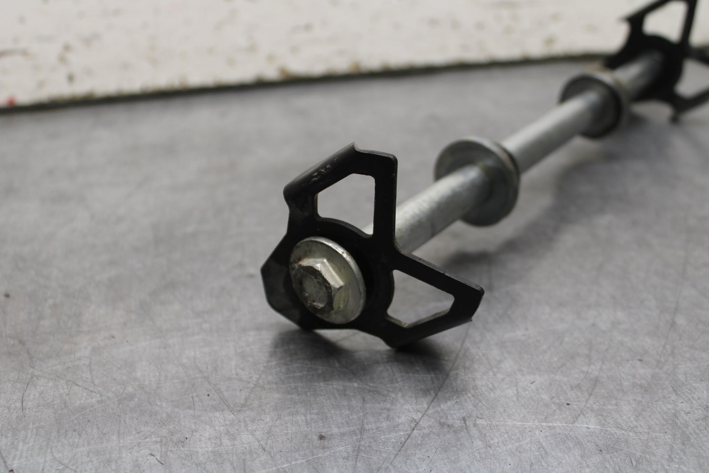 24 KAWASAKI NINJA 500 ABS REAR AXLE BACK WHEEL RIM PIVOT BOLT AXEL BB730