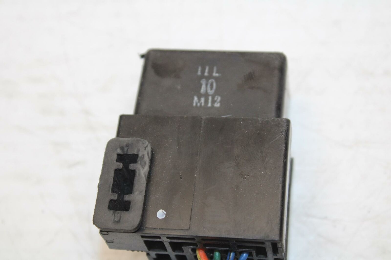 09-11 SUZUKI GSXR1000 TURN SIGNAL BLINKER RELAY FLASHER SWITCH BB284