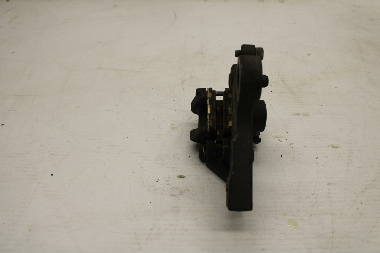 13-18 KAWASAKI NINJA ZX6R REAR BACK BRAKE CALIPER W MOUNT BRACKET BB353