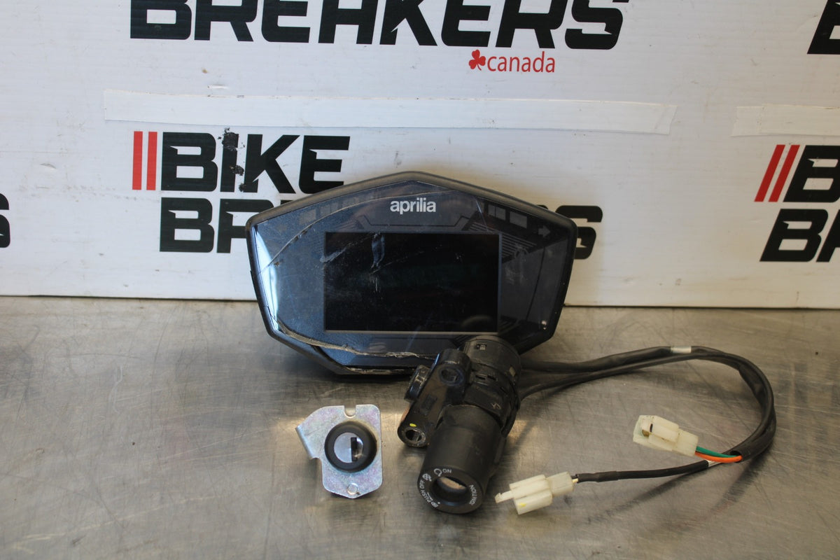 20-23 APRILIA RS660 IGNITION LOCK GAUGE SEAT LOCK BB889