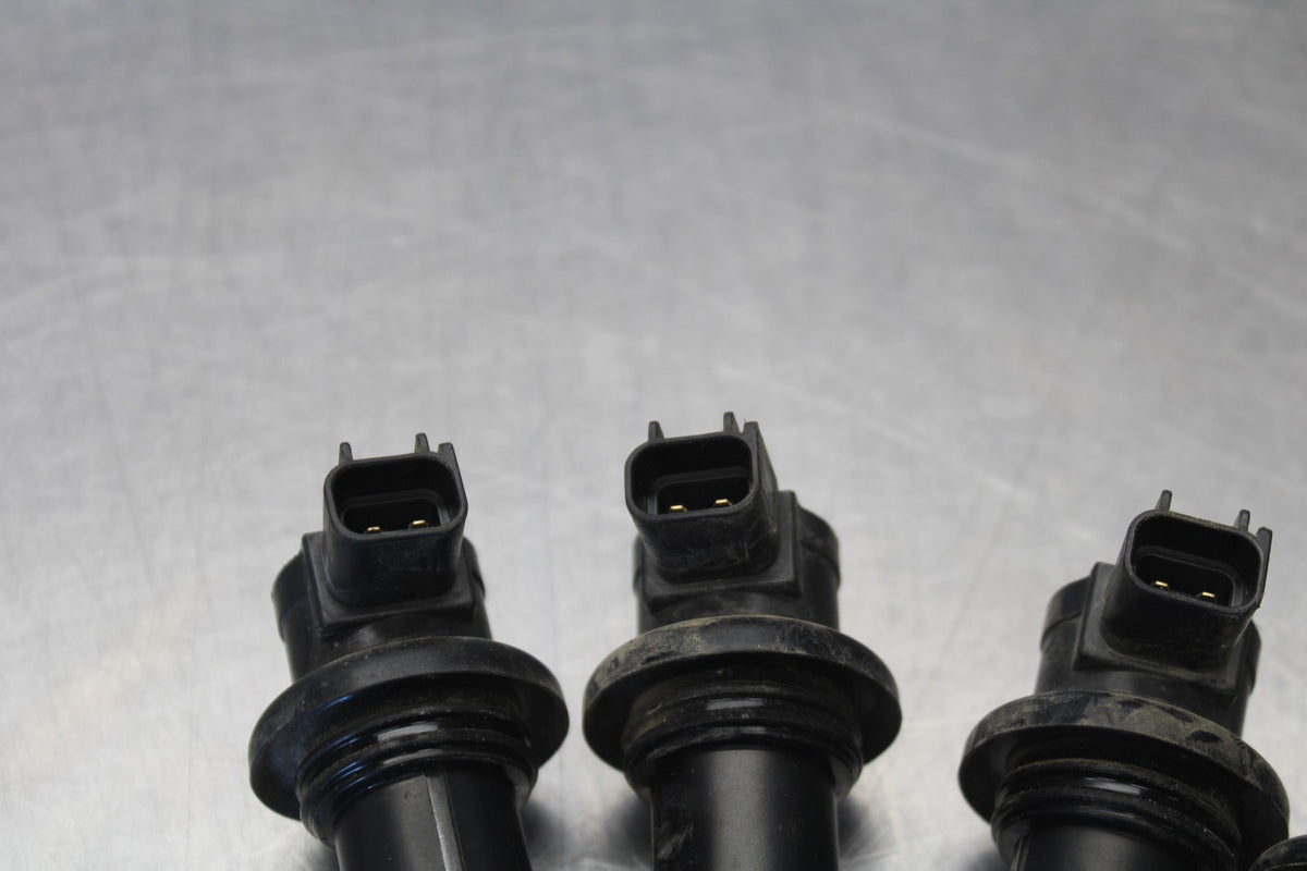 03-04 YAMAHA YZF R6 IGNITION COILS COIL SPARK PLUG CAPS BB890