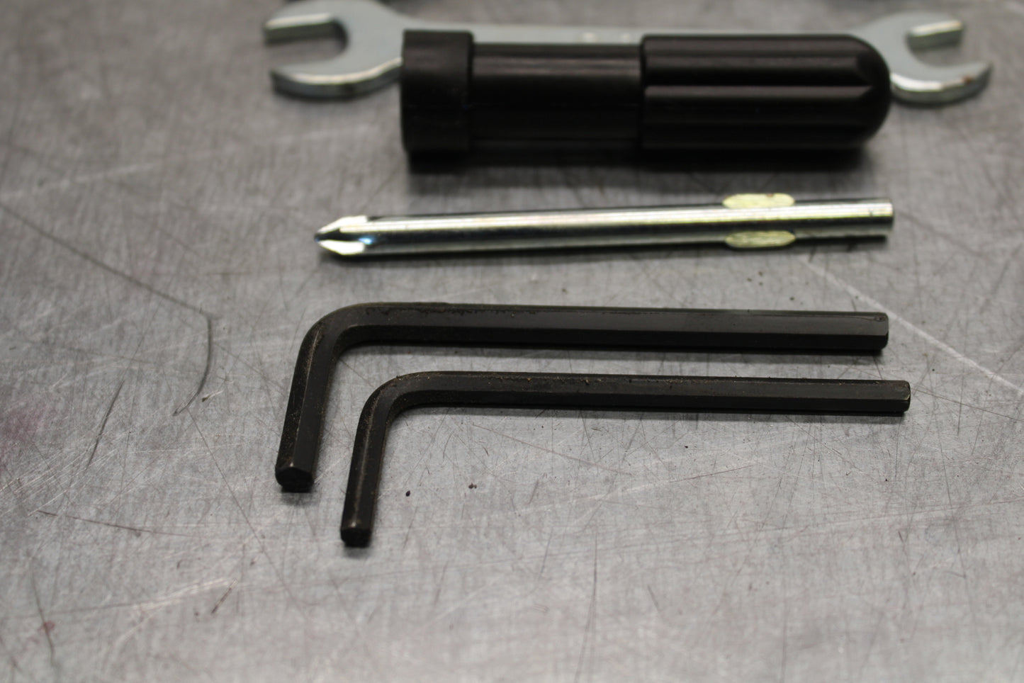 19-22 KAWASAKI Z400 STOCK TOOLS OEM TOOL BAG KIT SET BB708