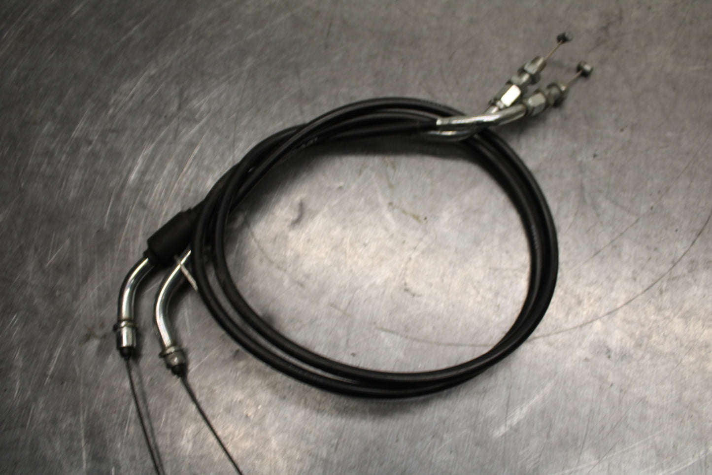 08-10 SUZUKI GSXR750 THROTTLE CABLES LINES BB119