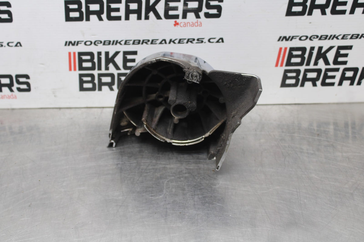 02 KAWASAKI VULCAN 800 VN800B CLASSIC ENGINE SPROCKET COVER BB862