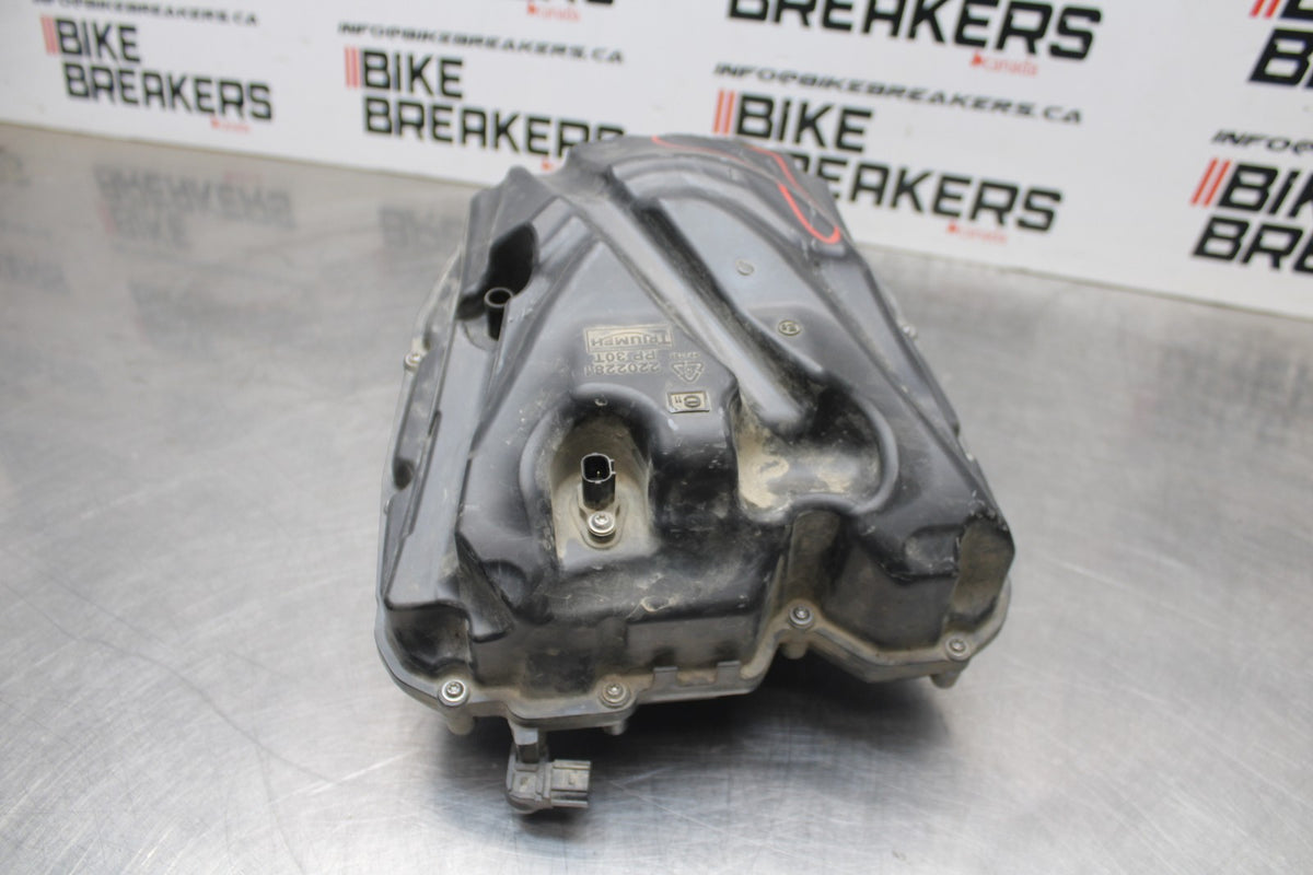 15 TRIUMPH TIGER 800 AIRBOX AIR INTAKE FILTER BOX BB873