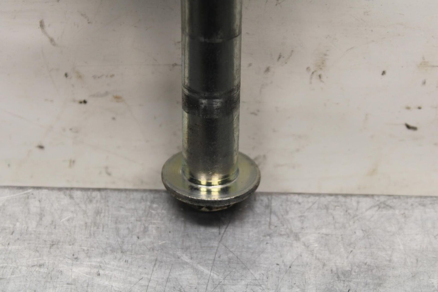 19-22 KAWASAKI Z400 REAR AXLE BACK WHEEL RIM PIVOT BOLT AXEL BB586