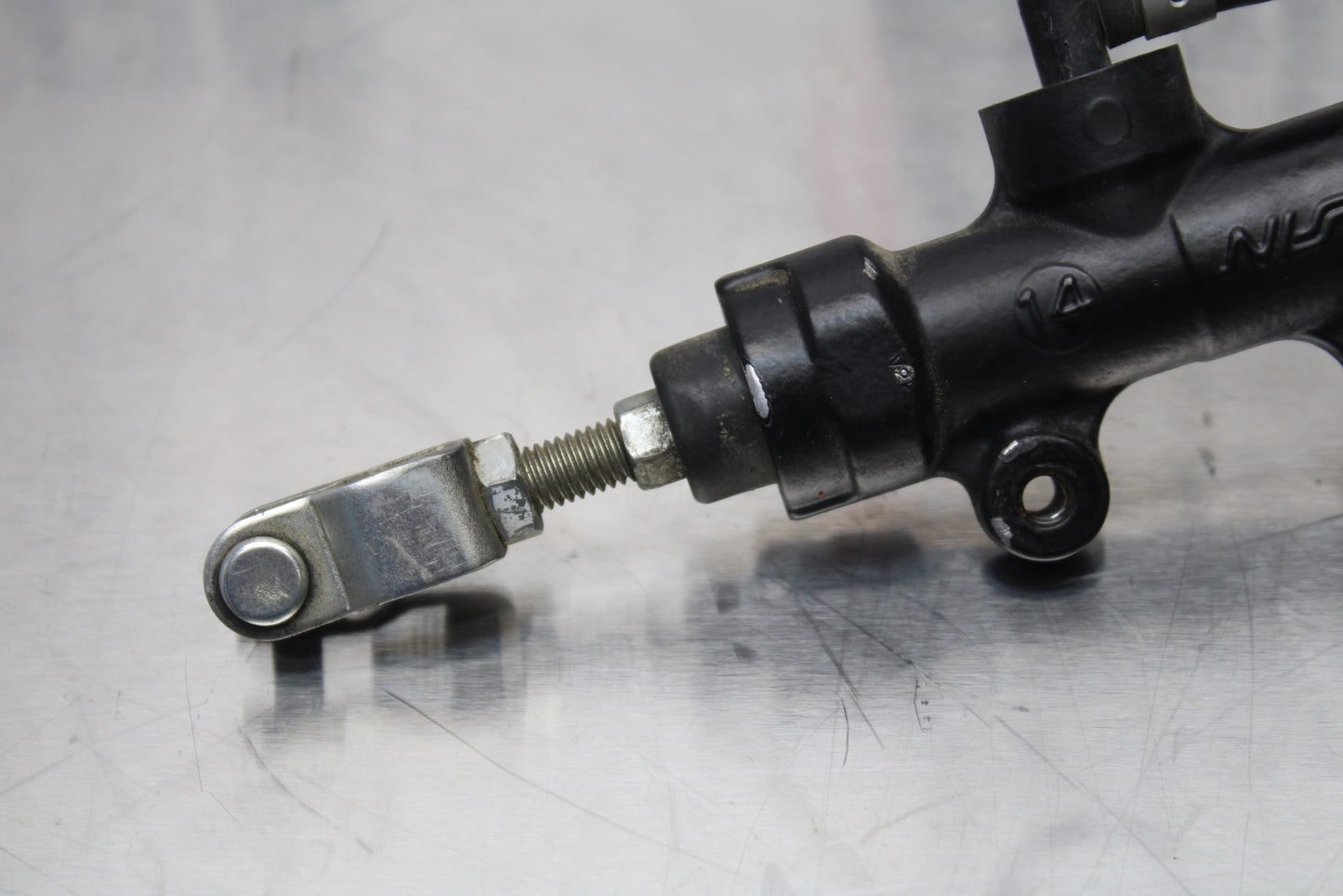 11 SUZUKI GSXR1000 REAR BACK BRAKE MASTER CYLINDER W RESERVOIR BB142